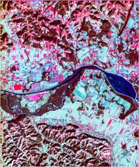 Ormož z akumulacijskim Ormoškim jezerom na reki Dravi - trikanalni naravnobarvni R-G-B prikaz